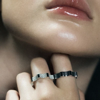 Кольцо «Казанский», белое золото 18 карат, черные бриллианты, бриллианты, 4 мм 