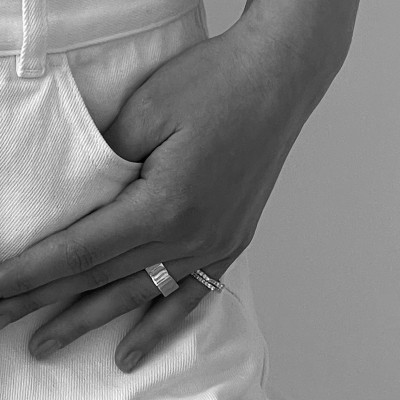 Кольцо «Парфенон», белое золото 18 карат, бриллианты, 2 мм